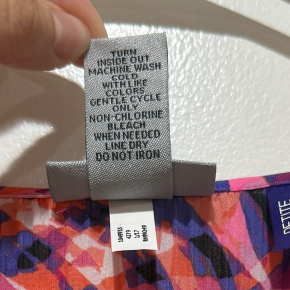 Catherines Crepe Blouse Top Size 2X Petite Sheer Flutter Sleeve Tropical Beaded - Picture 5 of 8